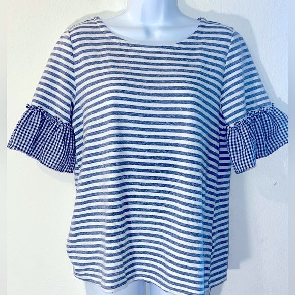 Doe & Rae Blue and White Ruffled Short Sleeve Blouse - Picture 1 of 5